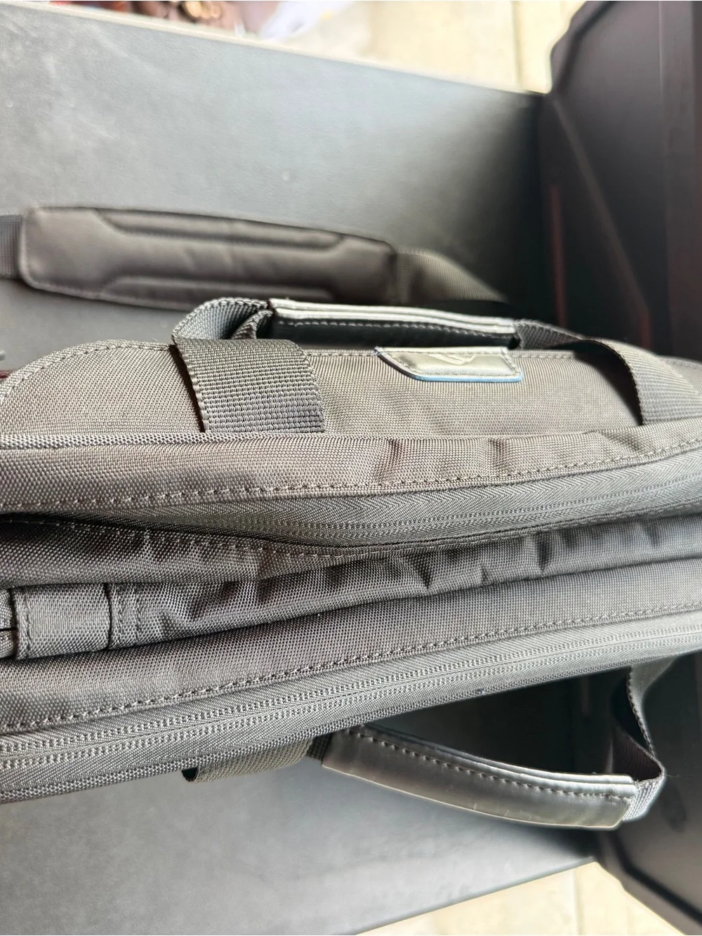 Brenthaven Elliot Business Essential Deluxe Brief Case Travel Bag Black